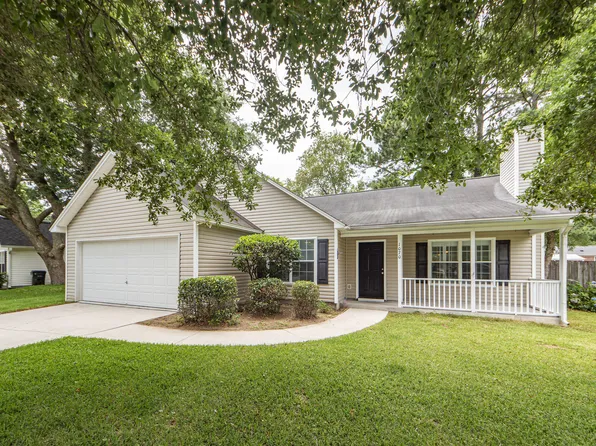 1070 Farmington Rd, Charleston, SC 29412