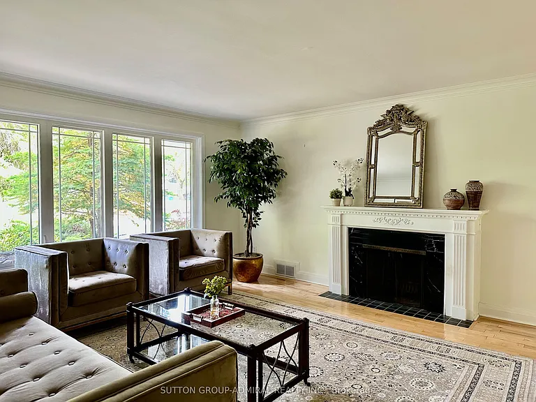 97 Valecrest Dr — Photo 5