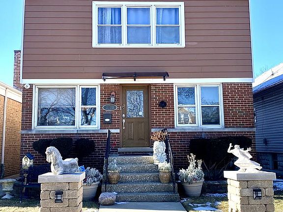 2nd image of 3730 Lombard Ave