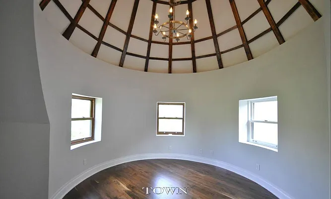 Rented by Town Residential | media 62