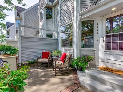 1117 1st St S, Hopkins, MN, 55343