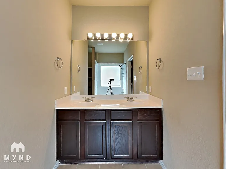 4606 Todds Farm — Photo 14