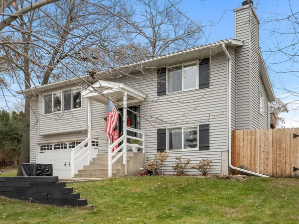 402 Glenmar Ave, Saint Paul, MN 55115