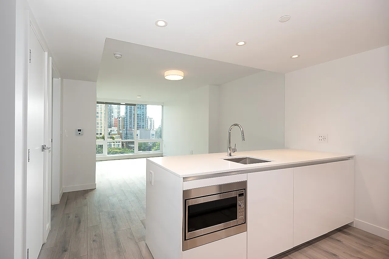 1 bed, 650 sqft, $3,650 — Photo 3