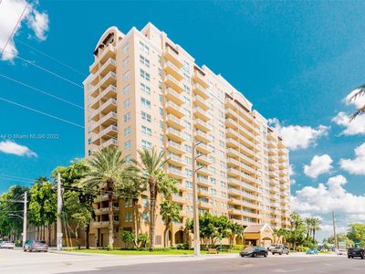 2665 SW 37th Ave APT 811, Miami, FL, 33133