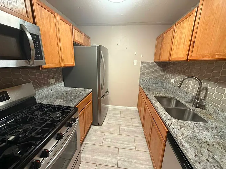281 Shorewood Dr #21GA — Photo 3