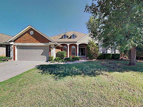 2nd image of 17012 Bedford Dr
