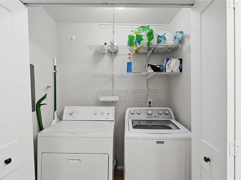 435 Stonebridge Dr — Photo 32