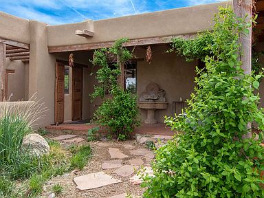 25 Camino Oriente, Santa Fe, NM 87508 | Zillow