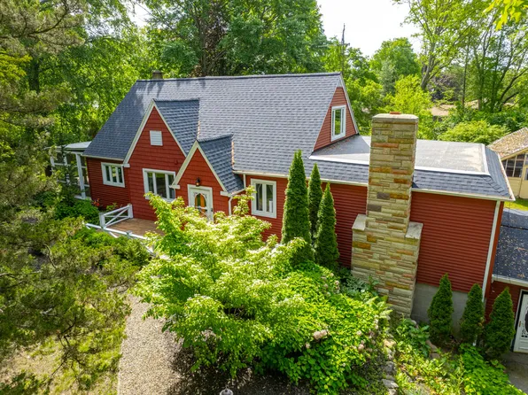 7938 E Dr N, Battle Creek, MI 49014