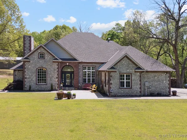 592 Brush Creek Rd, Sand Springs, OK 74063