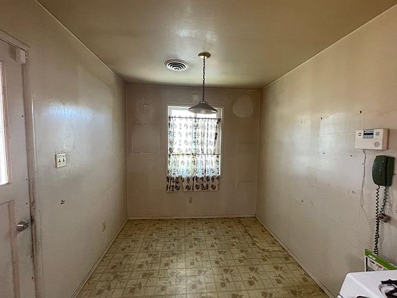 2nd image of 6531 Saint James Dr