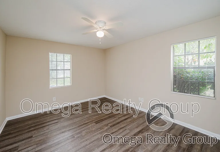 Lakeridge Apartments — Photo 32