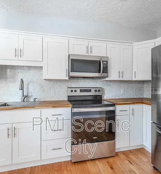 2508 Woodfin Ave — Photo 13