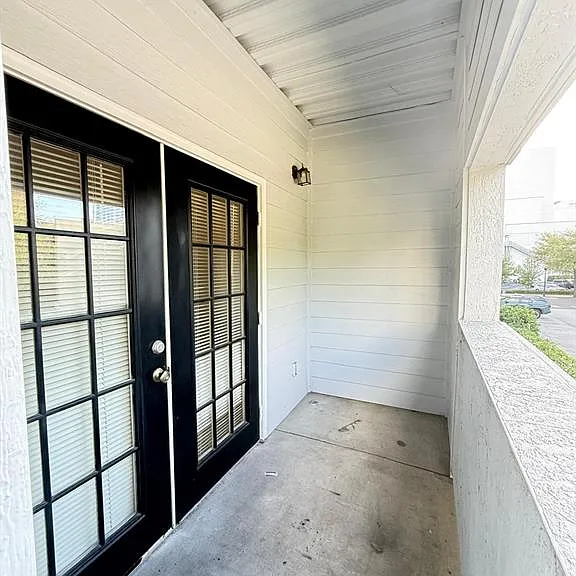 202 E South St #2038 — Photo 3
