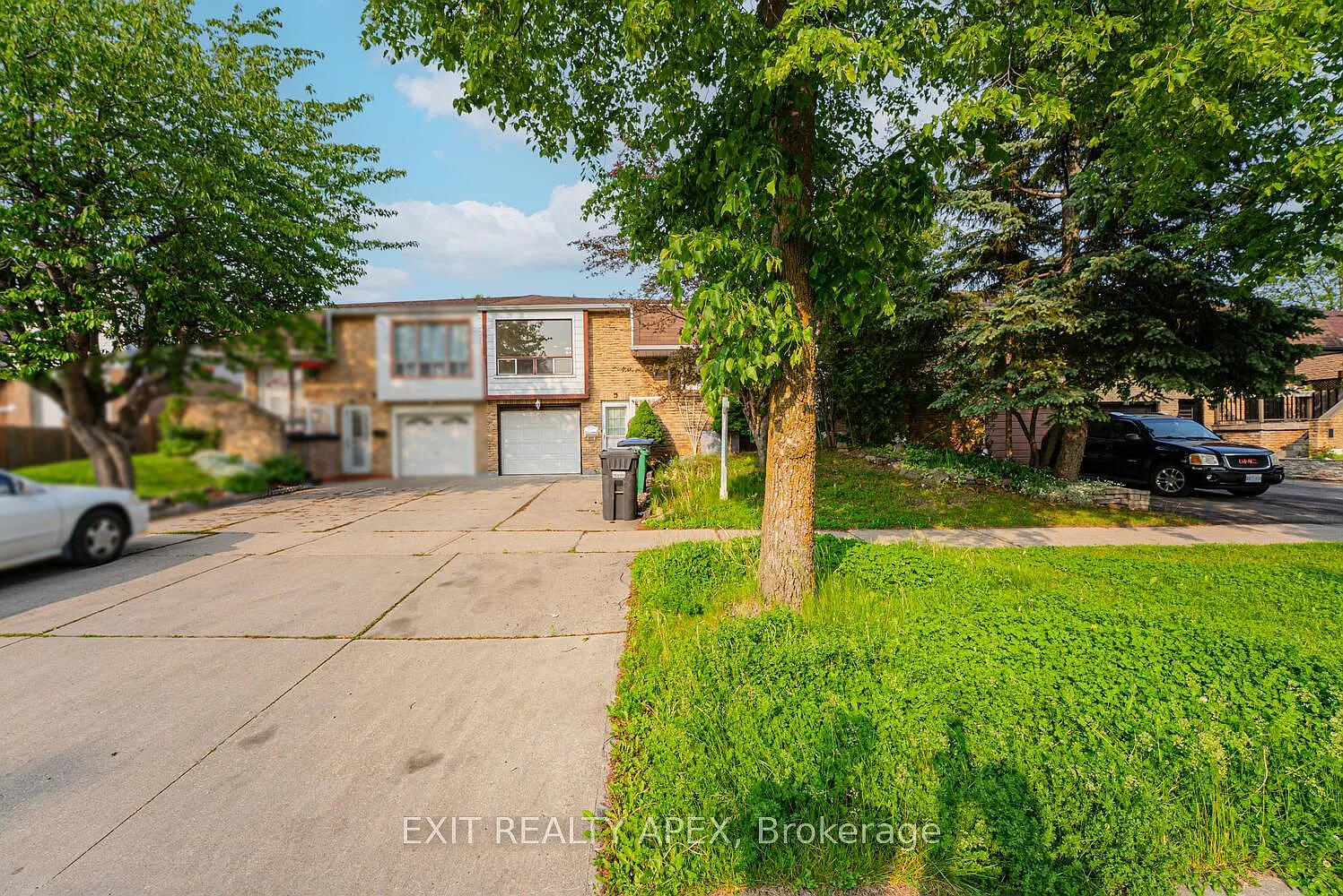 4 bed, $3,300 — Photo 2