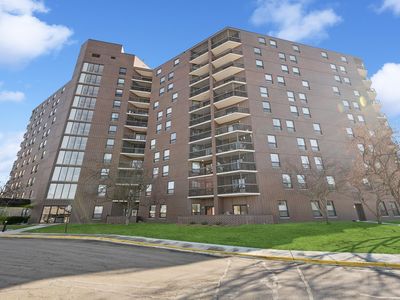 6615 Lake Shore Dr S APT 1111, Minneapolis, MN, 55423