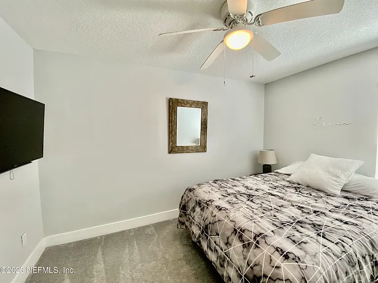 420 5th Ave S — Photo 18