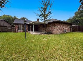 16330 Hollow Wood Dr, Houston, TX 77090