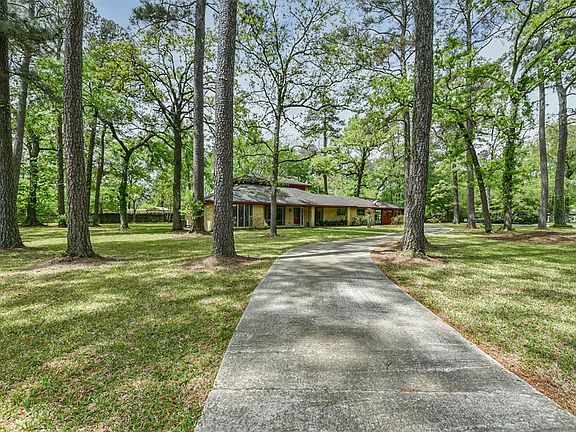 2nd image of 1211 Forest Cove Dr