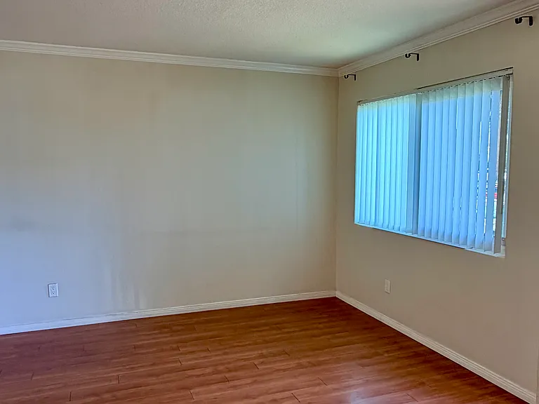 17041 Roscoe Blvd #3 — Photo 13