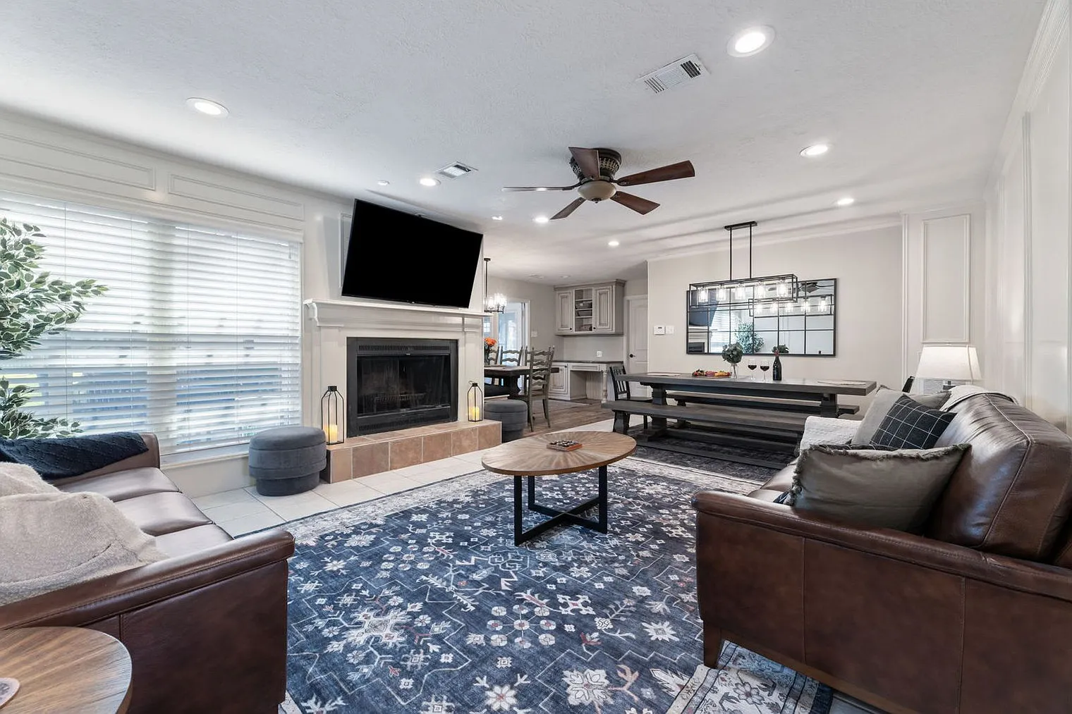 7 bed, 6.0 bath, 2970 sqft, $19,515 — Photo 3