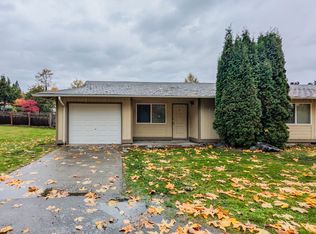 328 S Davies Rd #B, Lake Stevens, WA 98258