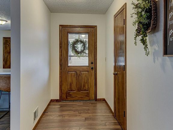 3rd image of 2631 Idaho Ave