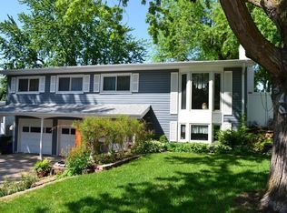 1227 Saint Andrews Rd, Bellevue, NE 68005