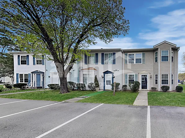8260 McGuire Dr, Raleigh, NC 27616