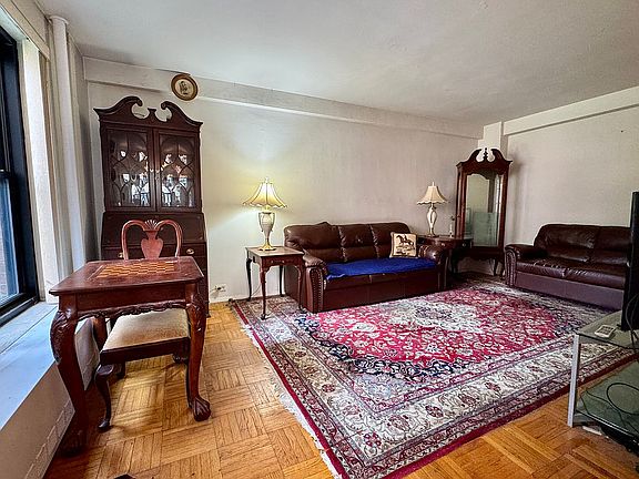 3rd image of 209 Clinton Ave APT 2D