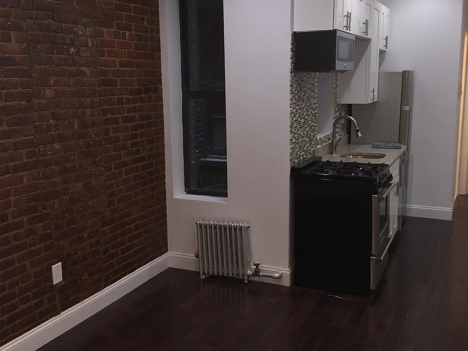 2nd image of 174 E 85th St APT D4