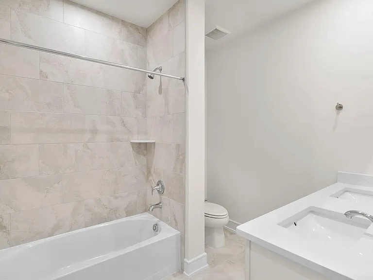 42123 Picasso Sq — Photo 25