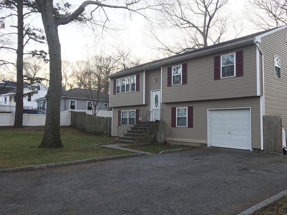 1st image of 50 Adirondack Dr