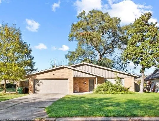 2206 Ansbury Dr — Photo 1