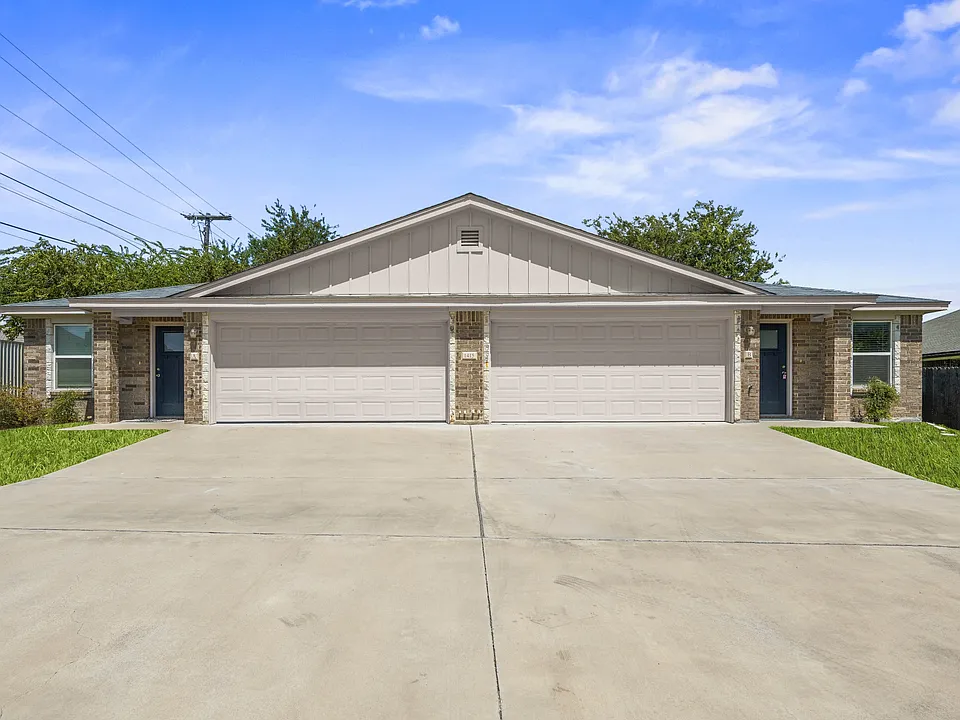 1415 Shoshoni Trl #B