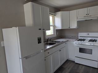 813 W 3rd St APT 2, Mishawaka, IN 46544