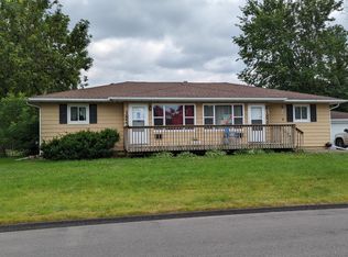 1852 22nd St NW, Rochester, MN 55901