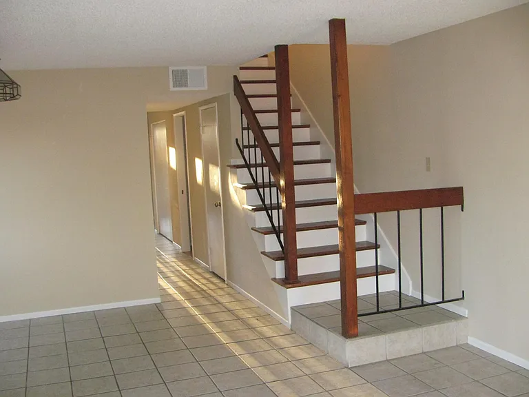 139 Espanas Gln — Photo 4