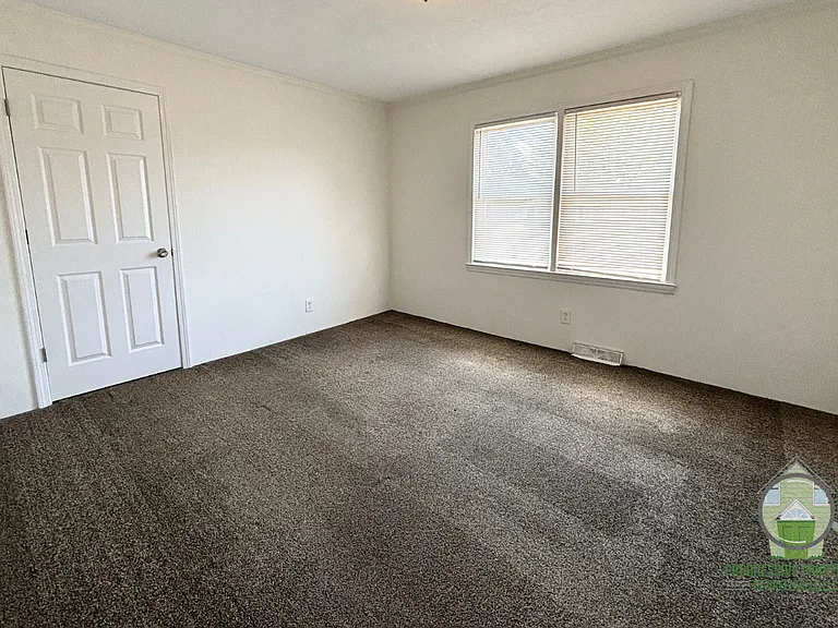 113 Fowler Rd — Photo 5