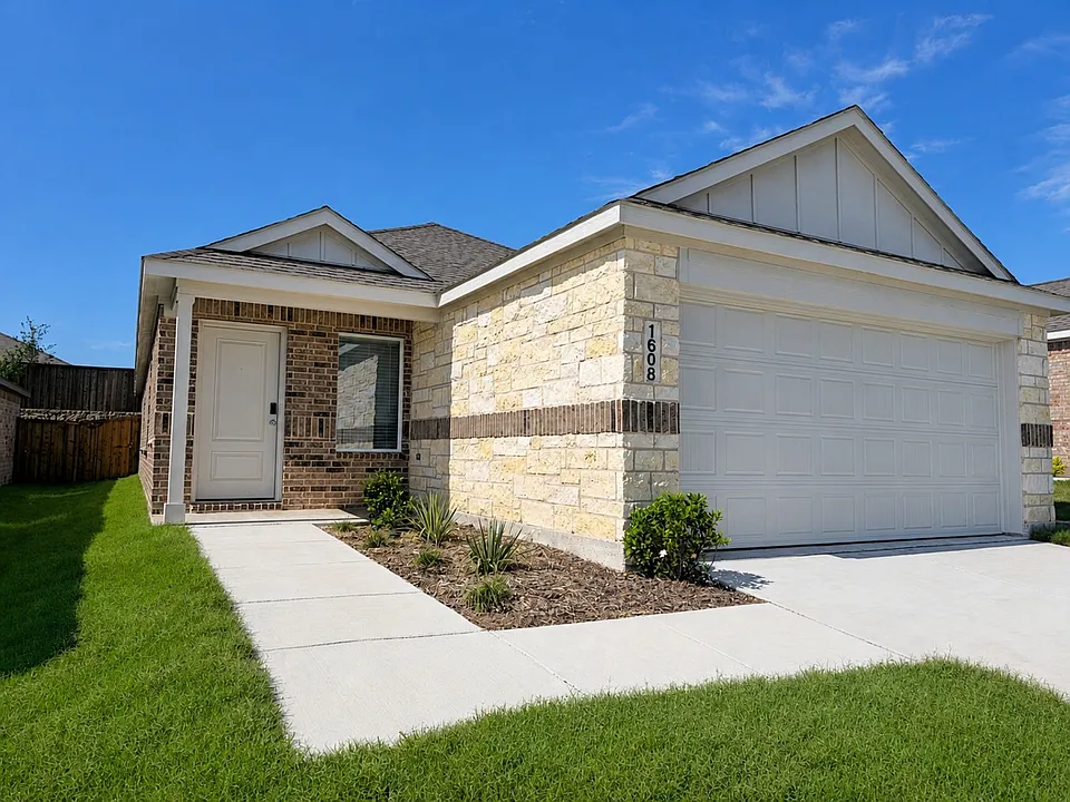 1608 Baron Ln