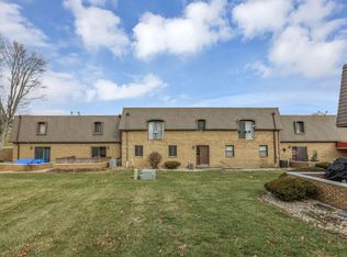 625 Country Club Dr APT H8, Newark, OH 43055