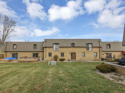 625 Country Club Dr APT H8, Newark, OH, 43055