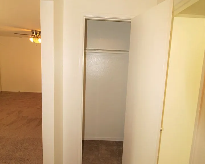 Fillmore River Ridge Apartments — Photo 24