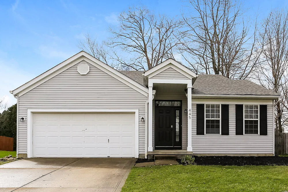 3 bed, 2.5 bath, 1847 sqft, $2,525 — Photo 1