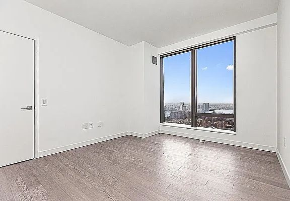 3rd image of 252 South St #38J