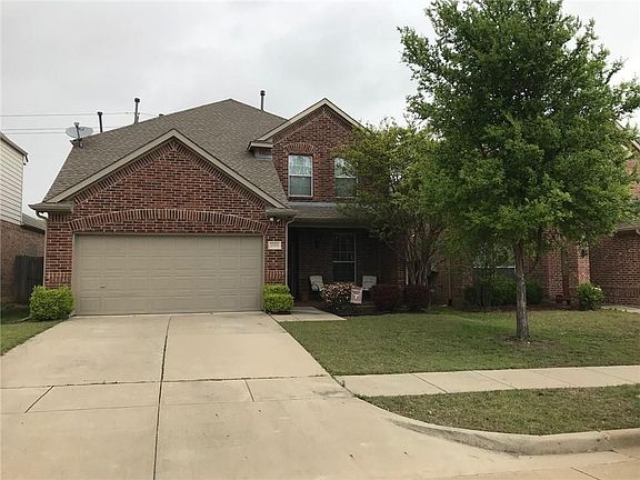 2nd image of 2705 Tangerine Ln