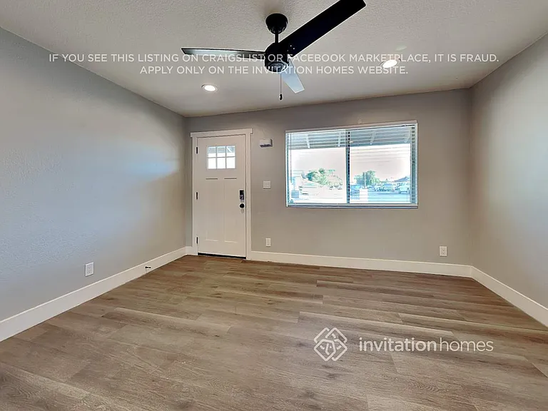856 E 9th Ave — Photo 3