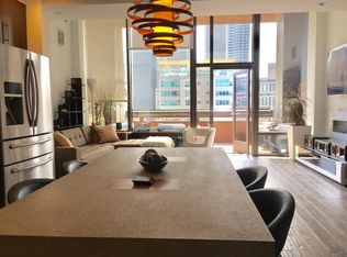1100 Wilshire Blvd APT 1707, Los Angeles, CA 90017