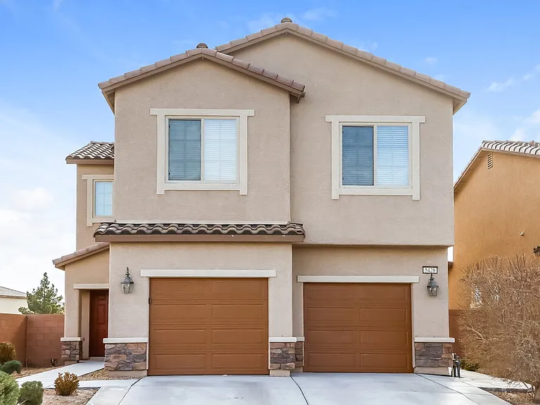 5428 Funks Grove Ln — Photo 1